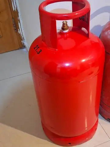 Gas cylinder