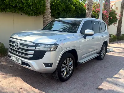 Toyota Land Cruiser 2024 GXR 4.0 Single Owner Lady Driven 100% Original Paint Agency Maintained