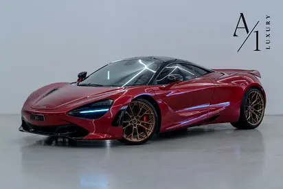 2018 McLaren 720S, With Warranty, Carbon Fibre Package, Excellent Condition, GCC Specs