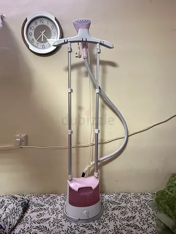 Standing Garment Steamer with Adjustable Pole - Lightly Used