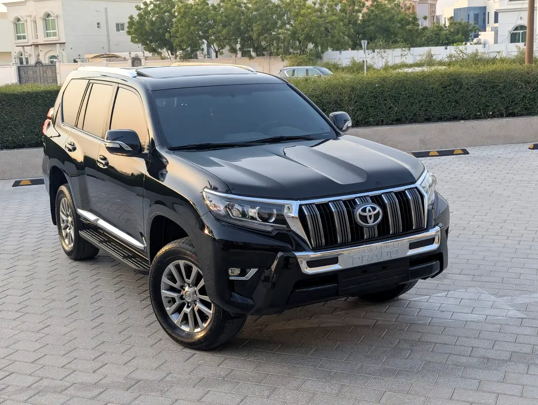 Toyota Prado 2019 — photo 1 of 20