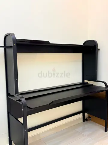 Black computer table