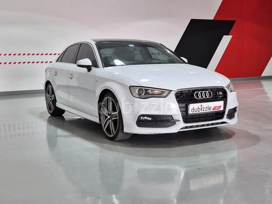 Audi A3 2015 — photo 1 of 14