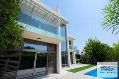 Lagoon View Villa | 5BR | District One