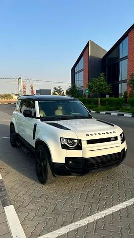 2021 Land Rover Defender 110 HSE P400 | GCC Specs | Low Mileage