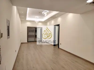 شقه تملك حر لجميع الجنسيات  ثلاث غرف وصاله للبيع كاش ✅ ======= مدينه الامارات عجمان برج بردايس مساحه الشقه // 1600 قدم مربع  السعر الاجمالى // 550.000