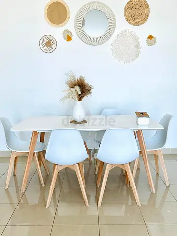 Dinning table 6 seater