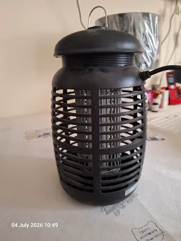 Electric Mosquito / Insect Zapper Lamp - Compact