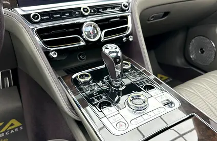 2021 Bentley FLYING SPUR — миниатюра 13