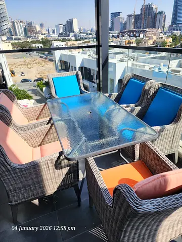 Garden Table and Chairs in very good condition