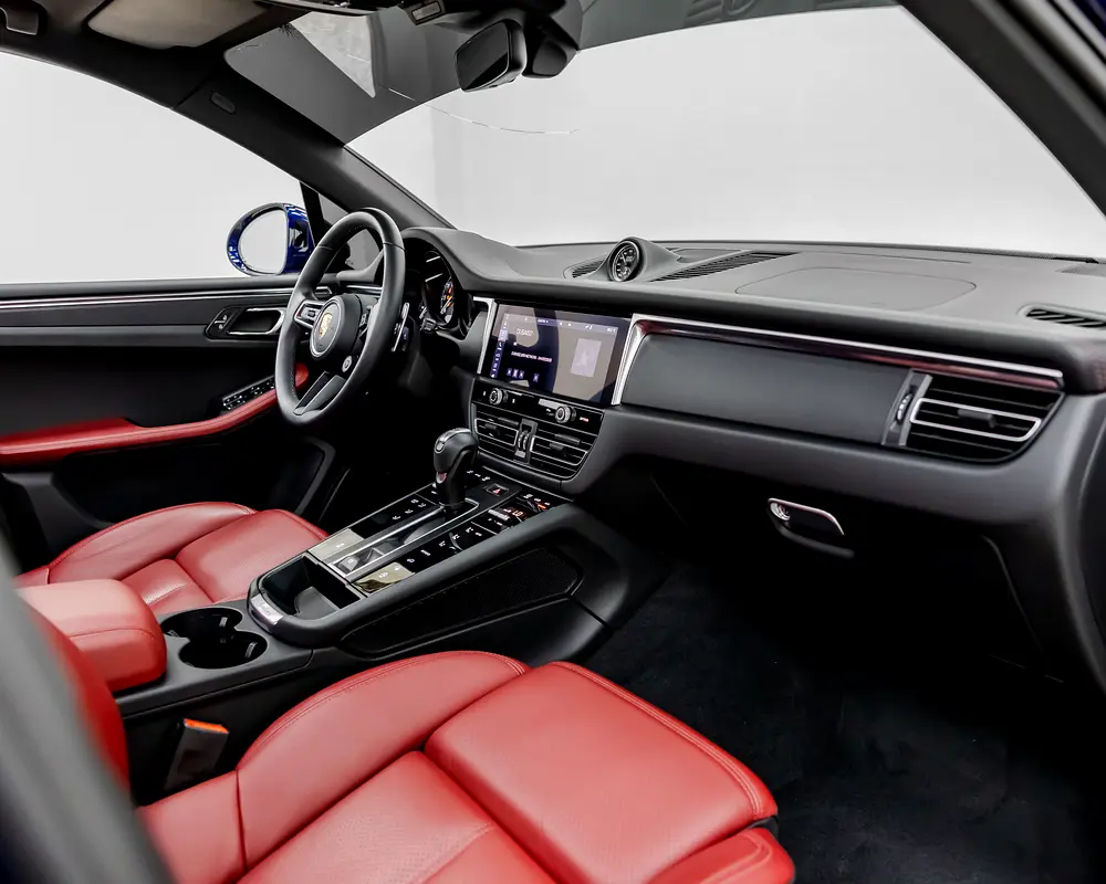 Porsche Macan 2024