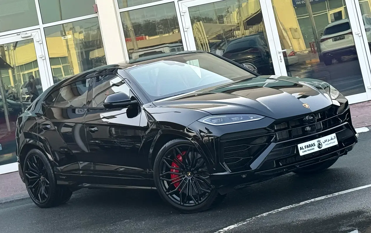 Lamborghini Urus 2025 — photo 1 of 20
