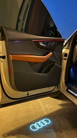 2022 AUDI Q8 — миниатюра 3