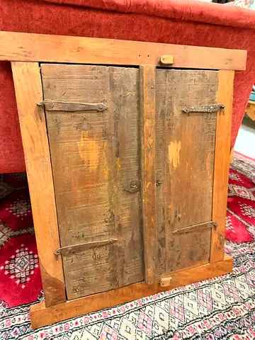 Solid Wood Rustic wool frame with mirror