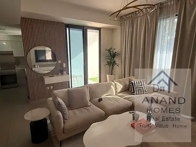 Upgraded | Furnished 3BR+M | Park view