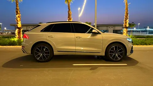 2022 AUDI Q8 — миниатюра 5