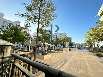 LARGE 3BR+M | UPGRADED | PODIUM | DIRECT ACCESS TO POOL