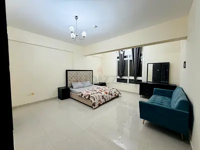 Master Room Available For rent in Alnahda