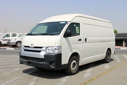 Toyota Hiace 2.7L Petrol Panel Van 2025 GCC Specs - Brand New - Export only