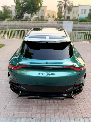 2024 Aston Martin DBX — фото 6