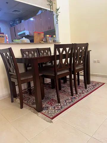 Dining table 6 seater