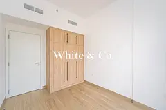 One Bedroom | POOL VIEW | Long term tenant