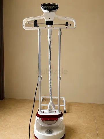 Standing Garment Steamer with Hanger and Telescopic Poles - Good Condition