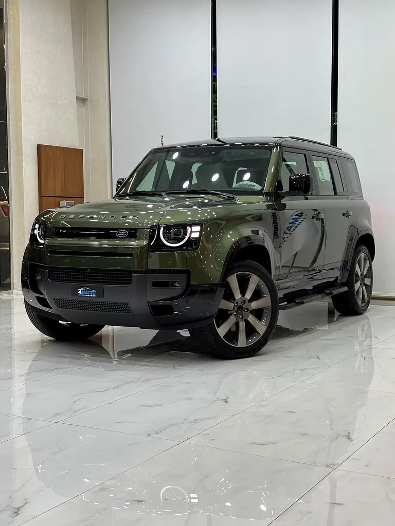 Land Rover Defender 2026