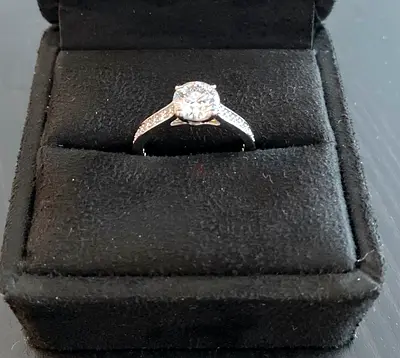 Classic Solitaire Diamond Ring in Platinum