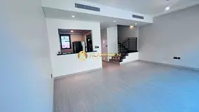 3BR Villa | Unfurnished | Prime Location