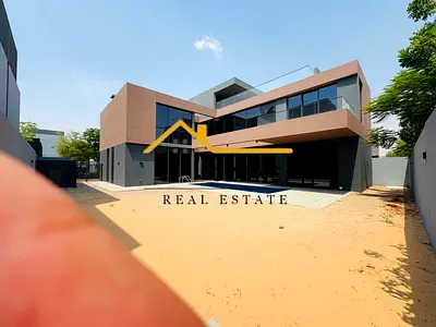 Premium 5BR Villa | Gated Community | Masaar