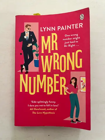 Mr Wrong Number by Lynn Painter - Paperback Romantic Comedy