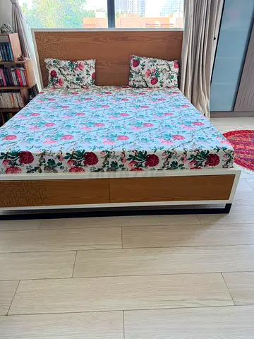 Queen wooden bed without mattress