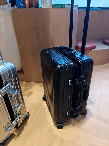 Suitcase rimowa