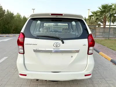 2015 Toyota AVANZA 照片 12