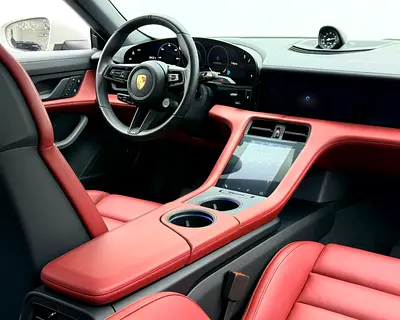 صورة مصغرة 11 لـ 2024 Porsche TAYCAN