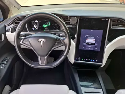 2018 Tesla MODEL X 照片 10