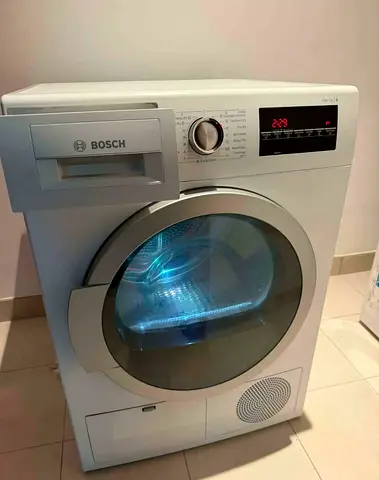 Free Delivery- BOSCH Series 6 9KG 💯 Dryer Clothes Latest Model With Digital Clock 60x60 cm