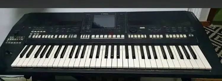 Yamaha Digital Keyboard Workstation
