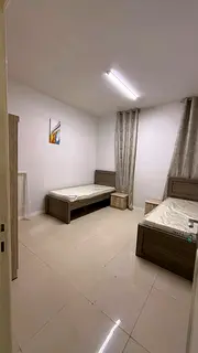 Furnished regular room available for bachelors in electra