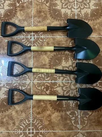 short shovels- for garden