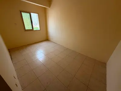 A unique opportunity for annual rent in one of the best residential locations in Ajman, as the apartment is located on the second row from Ajman Corni