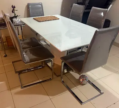 Dining Table 6 chairs
