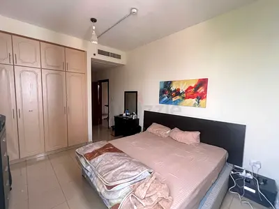 PRIVATE ROOM