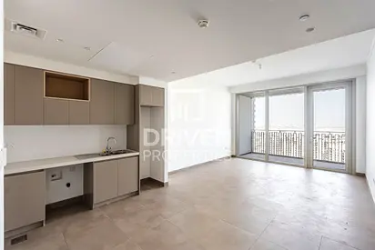 Stunning Canal View | Vacant | Unique Layout