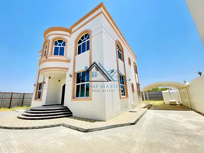 5 Br Villa Renovated | Private Entrance & Yard | Shaded Parking