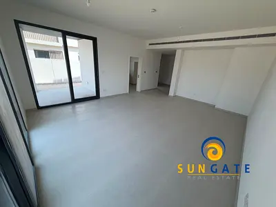 Type F1, Brand new , Gated community