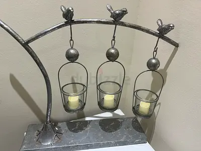 Triple hanging metal candle holder with glass votives