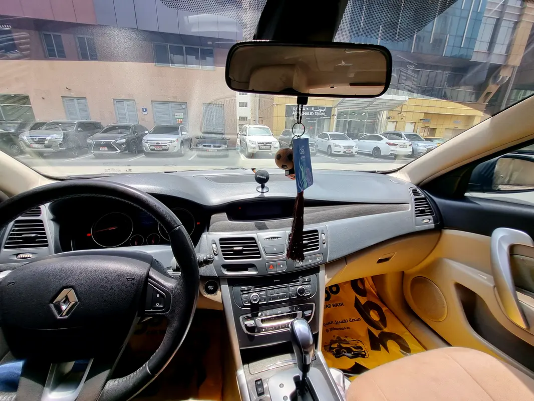 Renault Safrane 2015 — photo 1 of 9