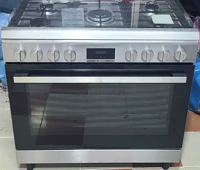 Bosch brand Full Gas Cooker 5 Burner 90 cm freestanding